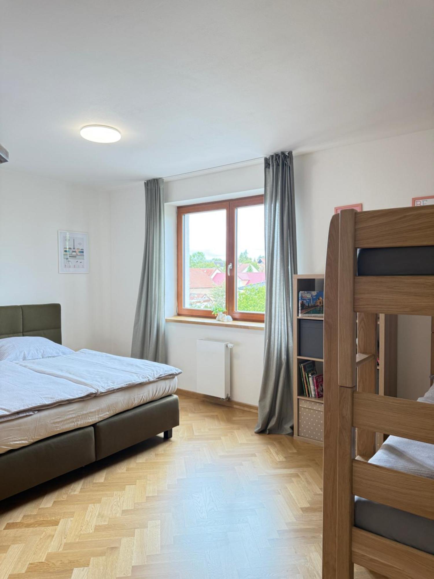 Familyvilla, New 4 Luxury Big Apartments, Parking Praha Eksteriør bilde
