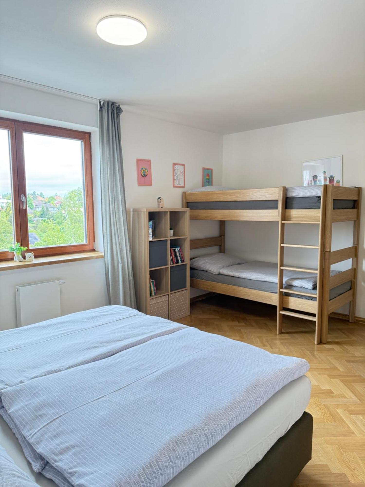 Familyvilla, New 4 Luxury Big Apartments, Parking Praha Eksteriør bilde